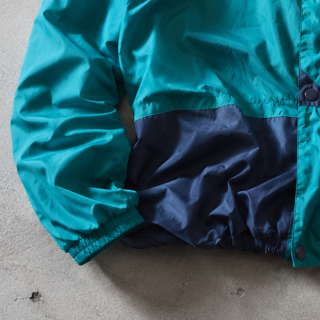 Nike Windbreaker Marineblau, Green Limited Stitched Logo (Size L)