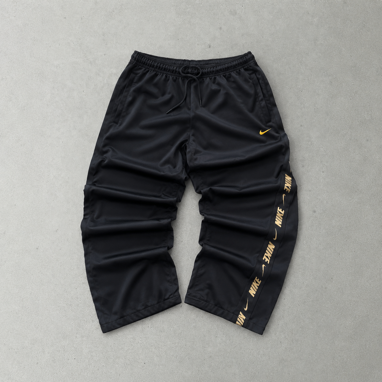 Nike Pants Schwarz, Gold Limited (M)