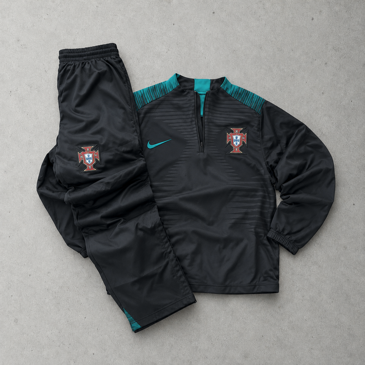 Portugal Nike Tracksuit Black Rare (S)