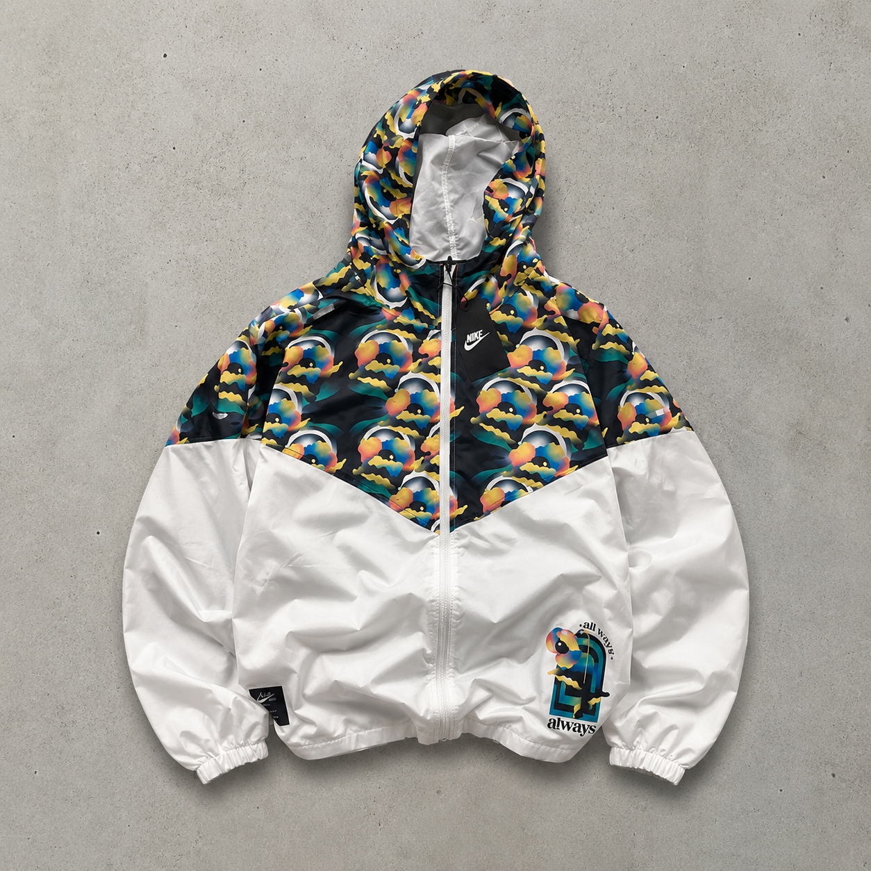 Nike Jacket White, Multicolor Limited (M)