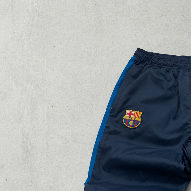 FC Barcelona Nike Joggers Schwarz, Marineblau Rare Stitched Logo (S)