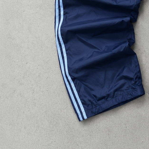 Adidas Pants Schwarz Rare (Size S)
