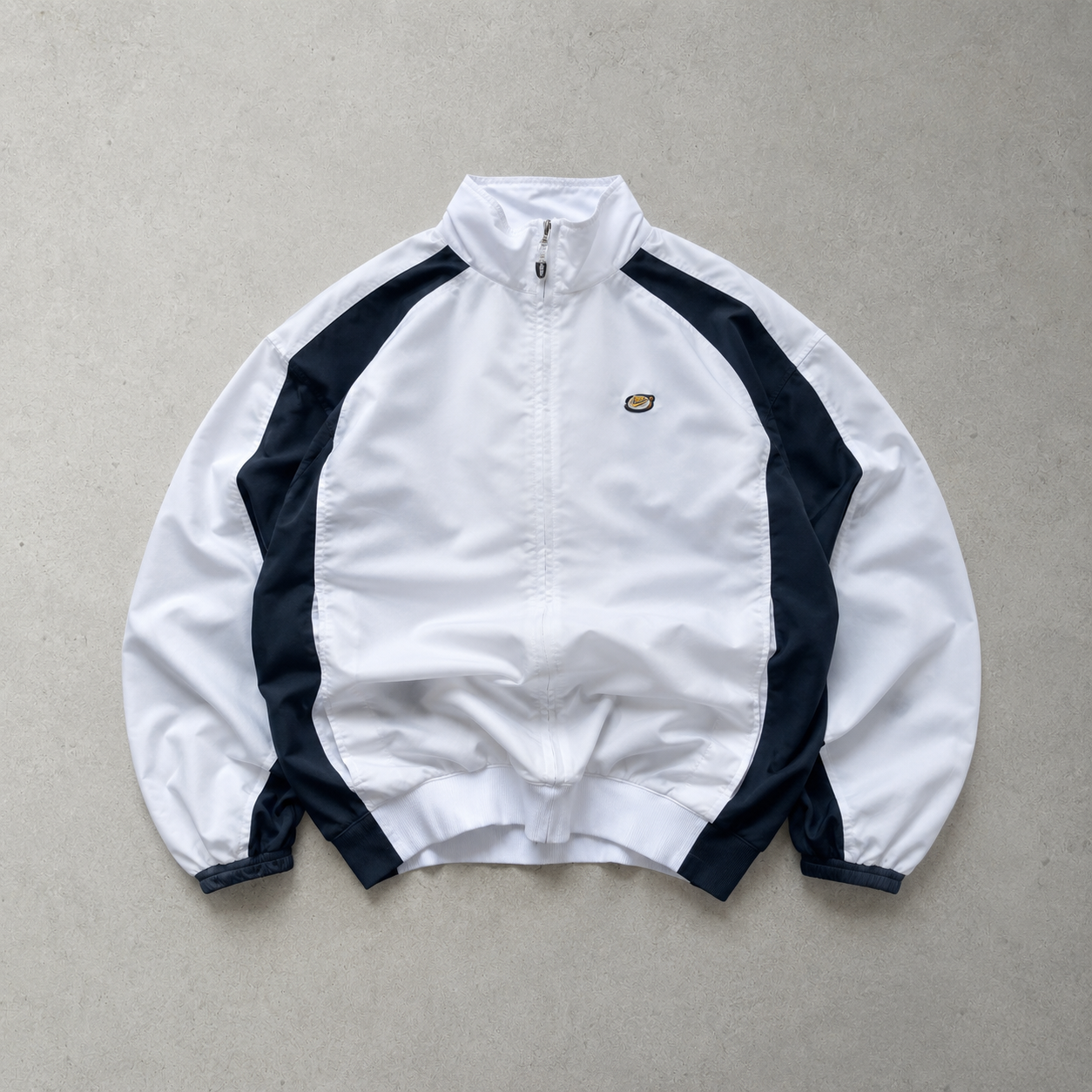Vintage Nike Jacket White Limited (XS)