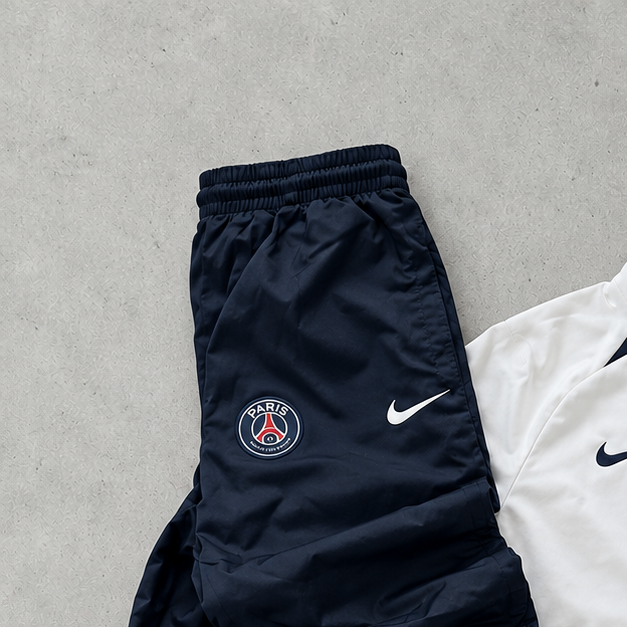 Paris Saint-Germain Nike Tracksuit White Rare (L)