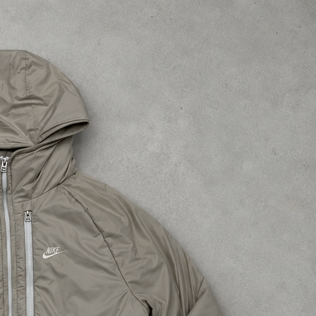 Nike Puffer Jacket Beige Rare (L) Stitched Logo