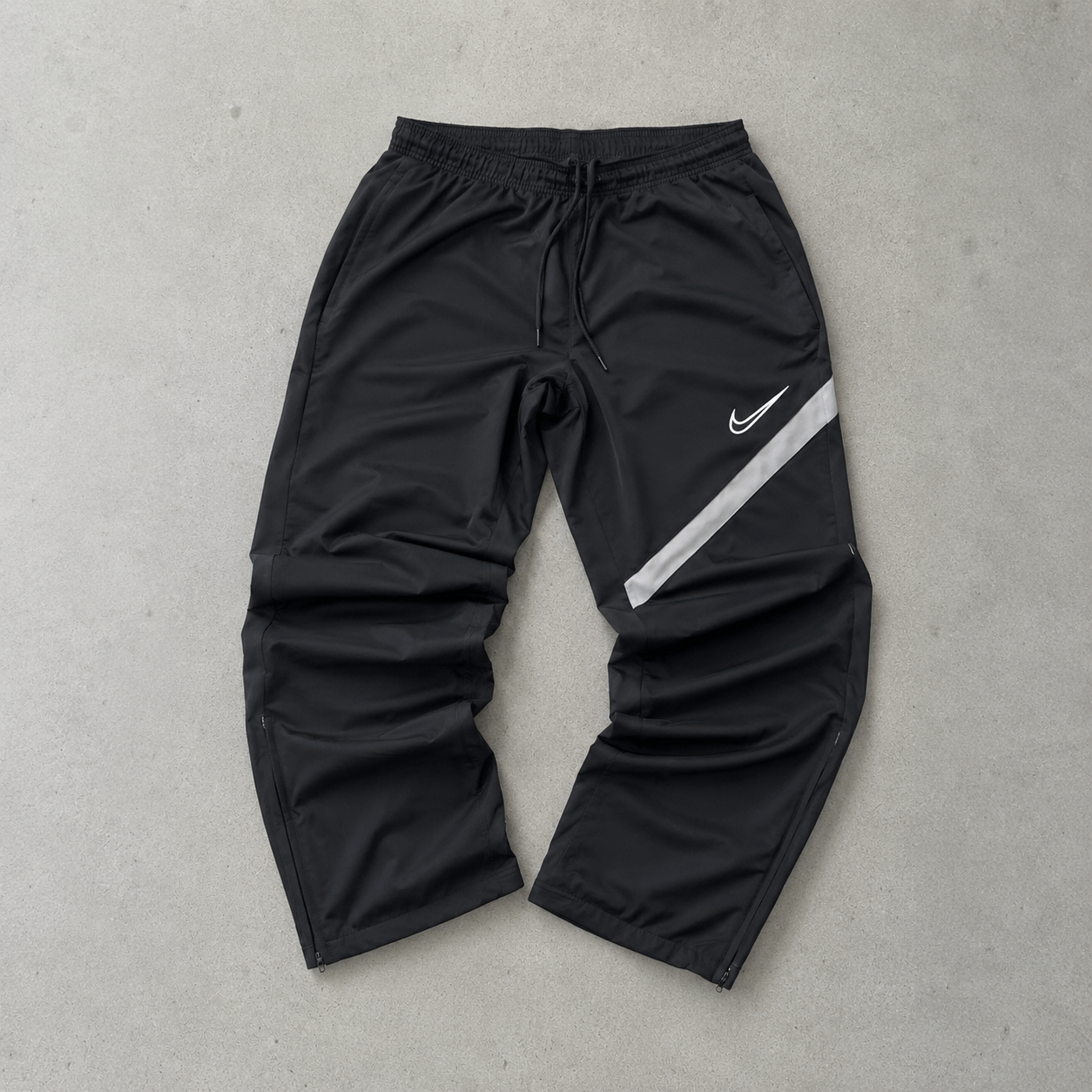 Nike Pants Schwarz Limited (M)