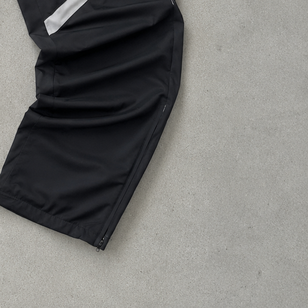 Nike Pants Schwarz Limited (M)