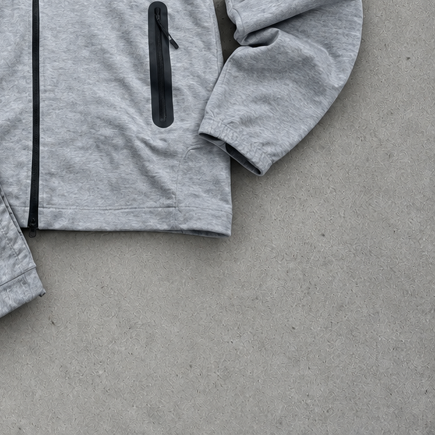 Nike Tracksuit Grey Rare (L)