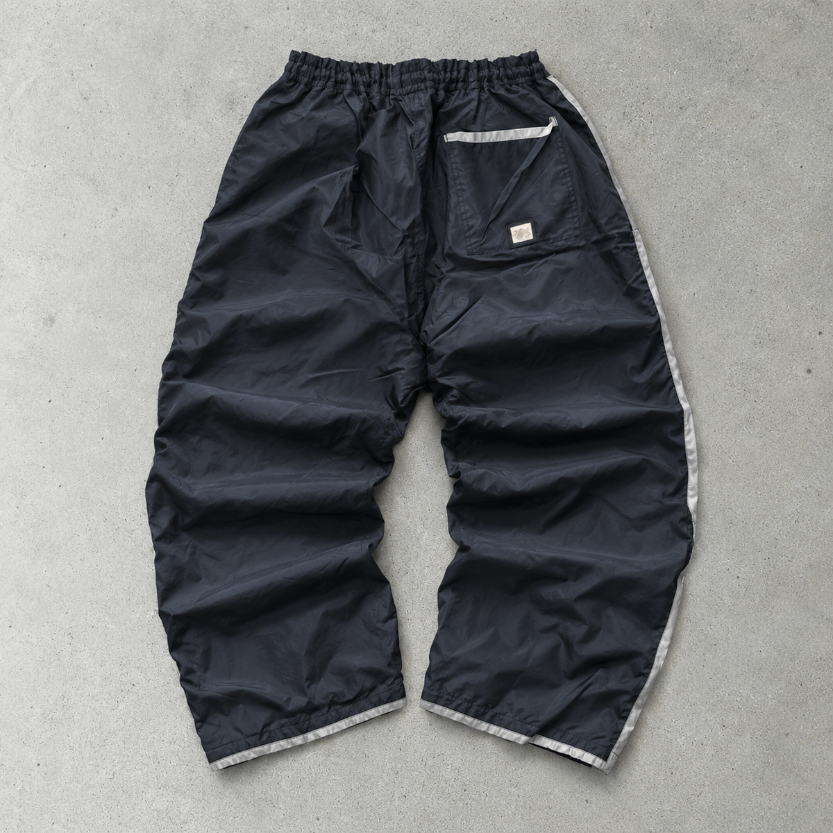 Nike Shorts Schwarz Limited (M)