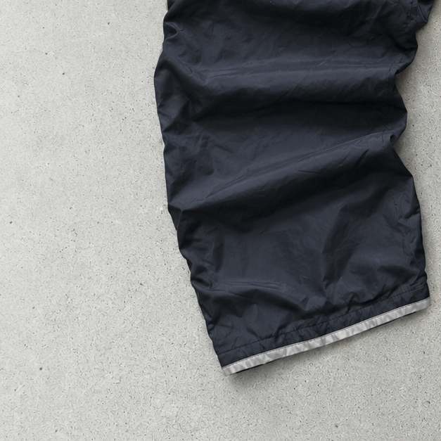Nike Shorts Schwarz Limited (M)