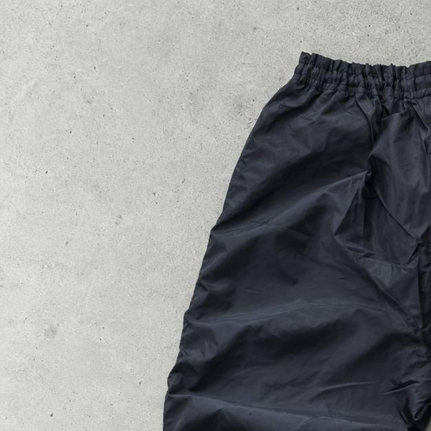 Nike Shorts Schwarz Limited (M)