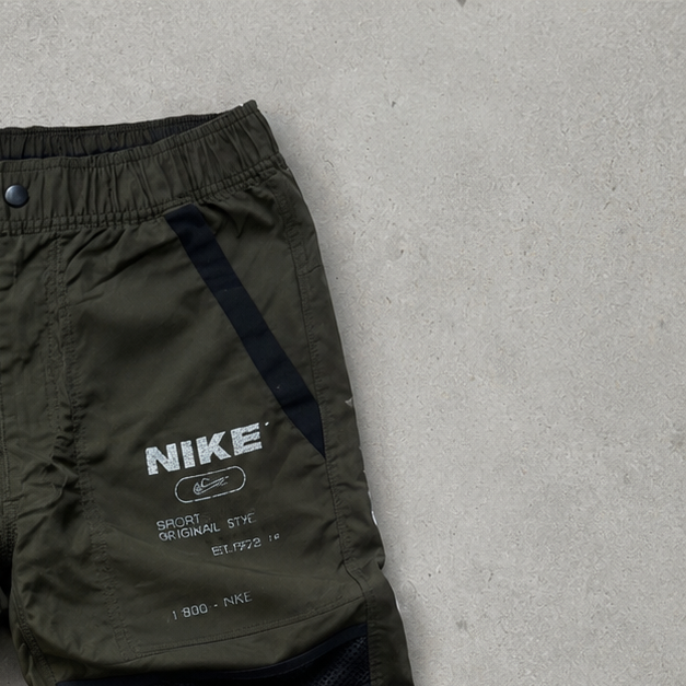Nike Cargo Pants Khaki, Schwarz Limited (S)