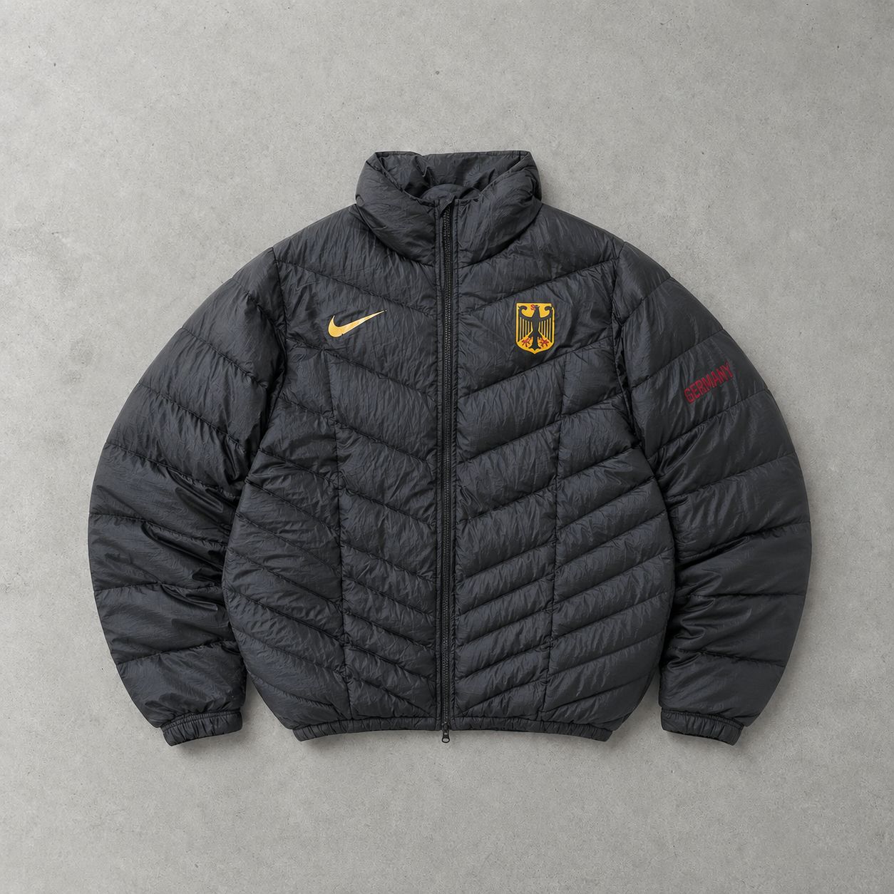 DLV 2026 Nike Puffer Jacket Schwarz Limited (Size M)