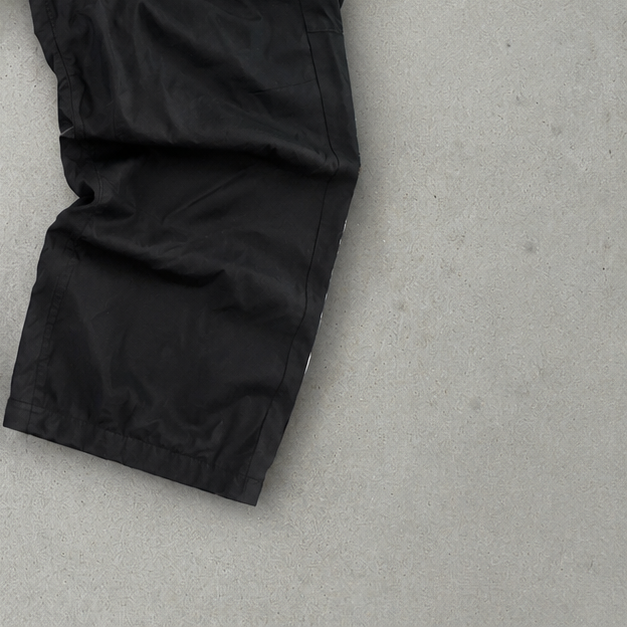 Nike Cargo Pants Schwarz Limited (S)
