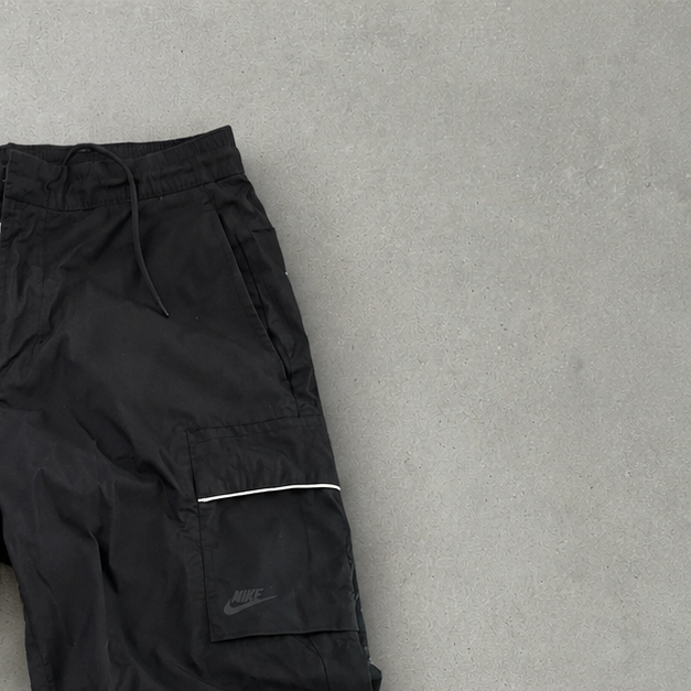 Nike Cargo Pants Schwarz Limited (S)