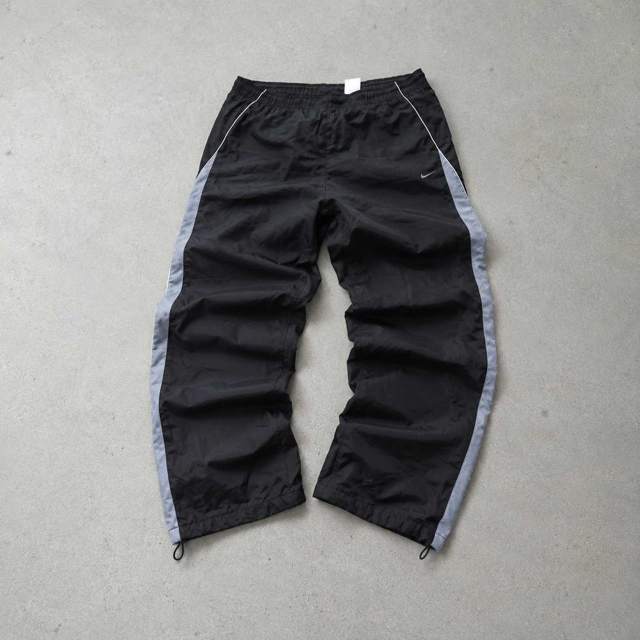 NIKE Pants Black / Grey Limited (XL)