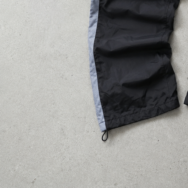 NIKE Pants Black / Grey Limited (XL)
