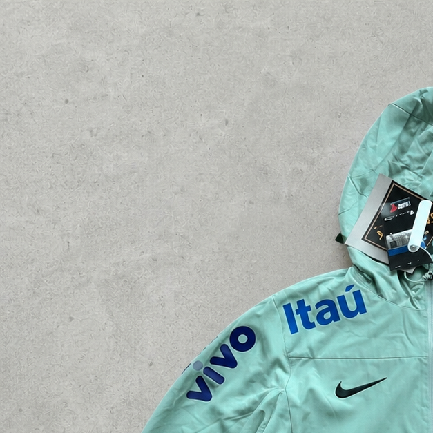 Brazil Nike Jacket Mintgrün Rare (Size M)