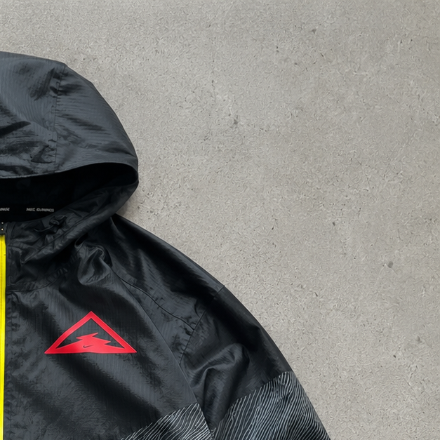 Nike Jacket Black, Red Limited (Size S)