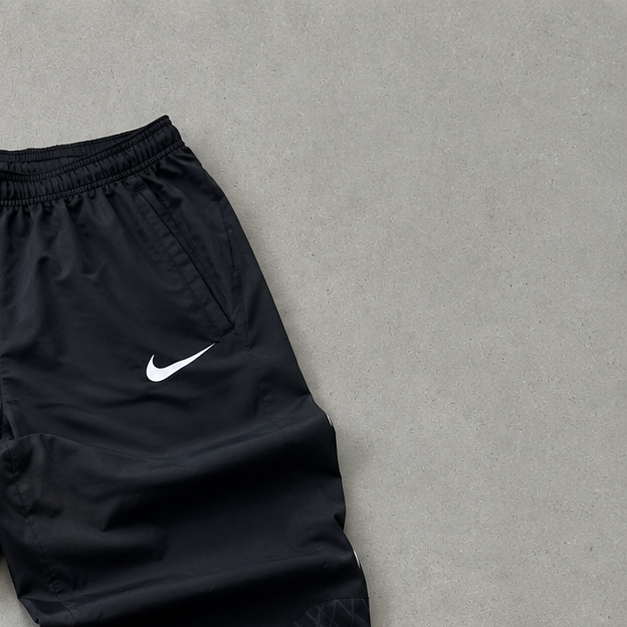Nike Pants Schwarz Limited (S)