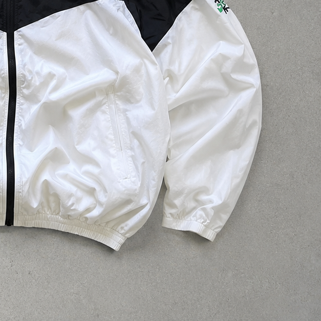 Tokyo Nike Jacket White, Black Rare (Size L)