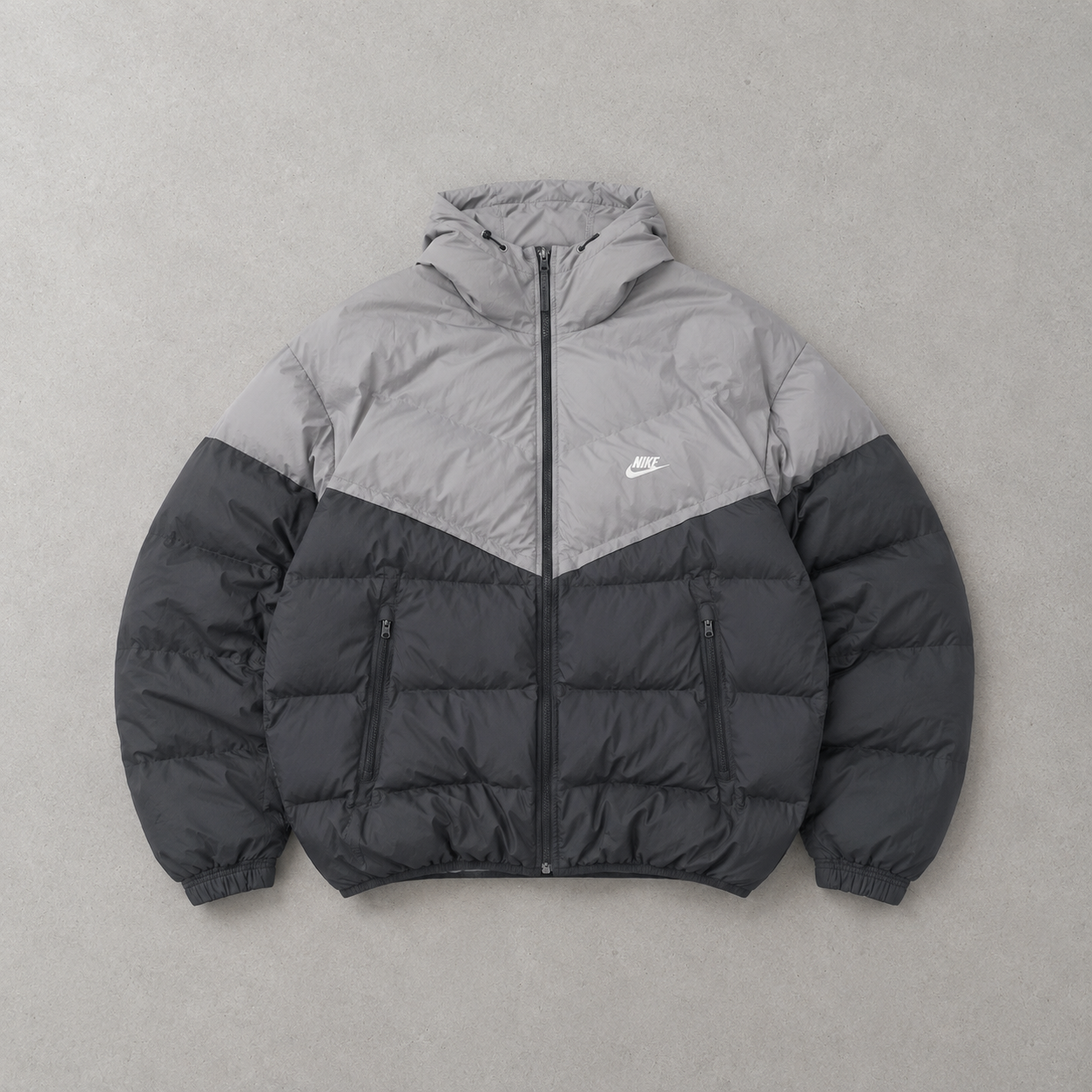 Nike Puffer Jacket Grau Limited (Size L)