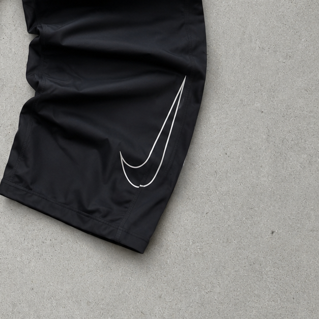 Nike Pants Schwarz Limited (M)