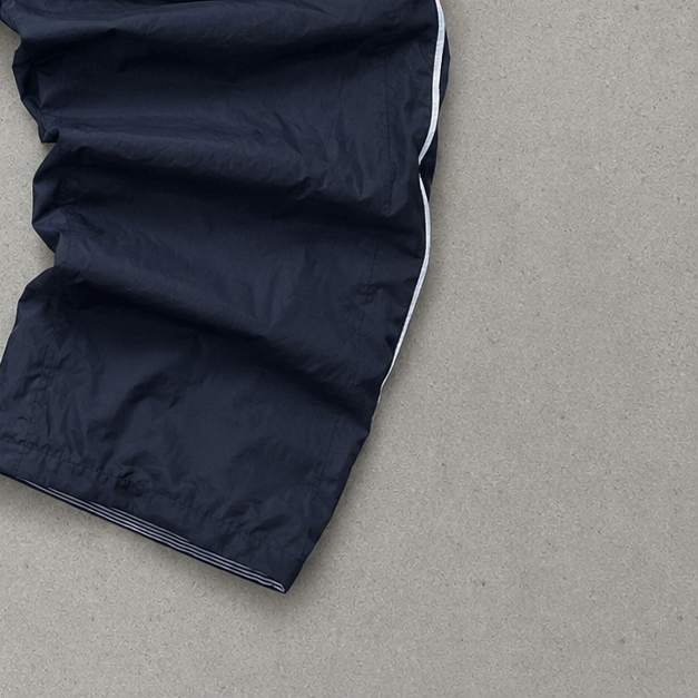 NIKE Pants Black Rare (XL)