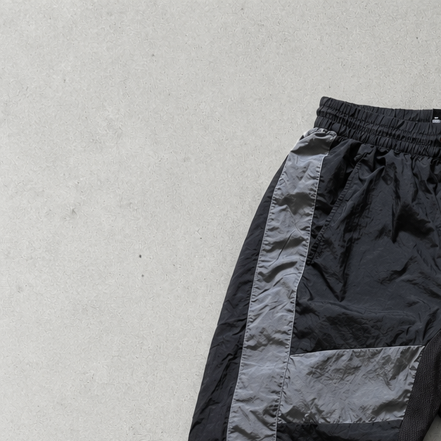 NASA Adidas Track Pants Schwarz Rare (Size S)