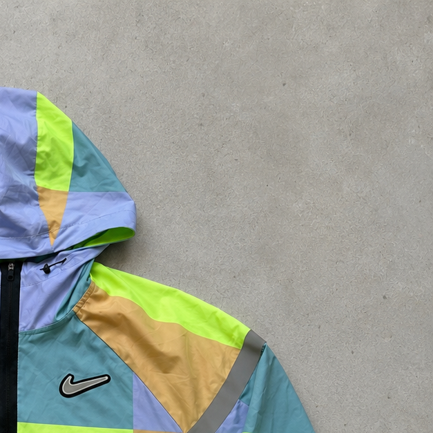 Y2K Nike T-Shirt Green, Yellow Limited (XL)