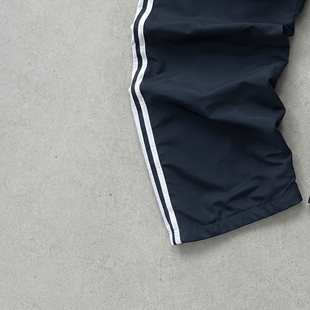 Pantalon de survêtement Adidas Wide Leg noir, bleu marine rare (taille S)