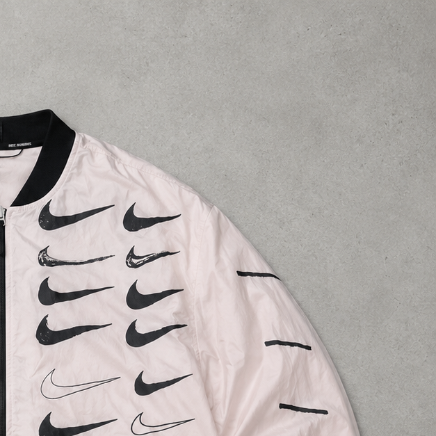 Nike Jacket Rose Rare (Size L)
