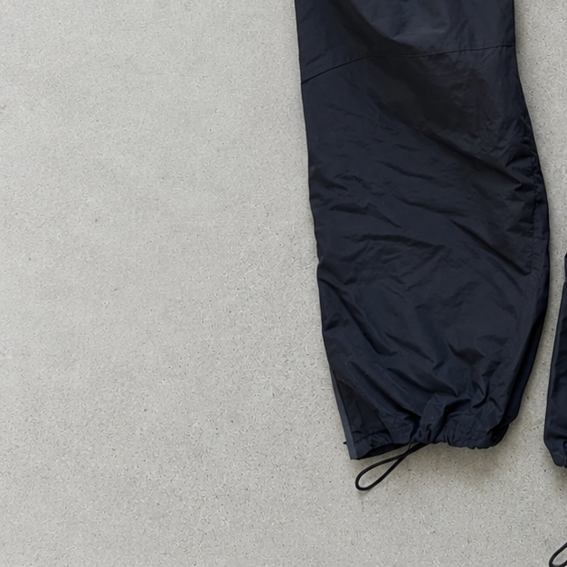 NIKE Cargo Pants Black Limited (XL)