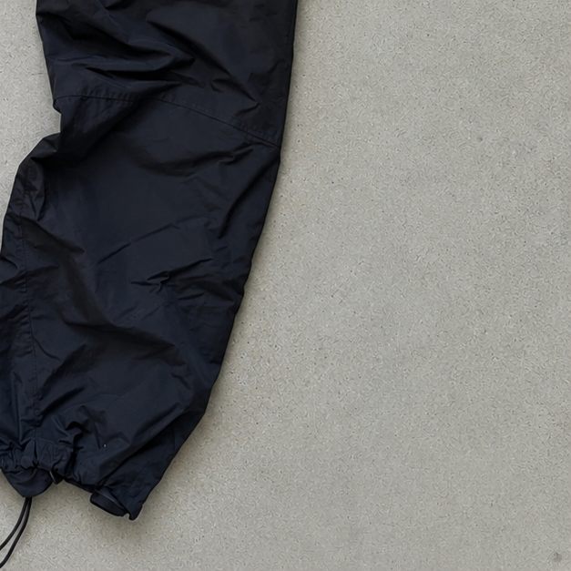 NIKE Cargo Pants Black Limited (XL)