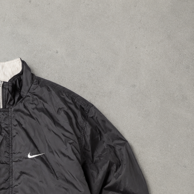 Vintage Nike Windbreaker Black Rare (M) Stitched Logo