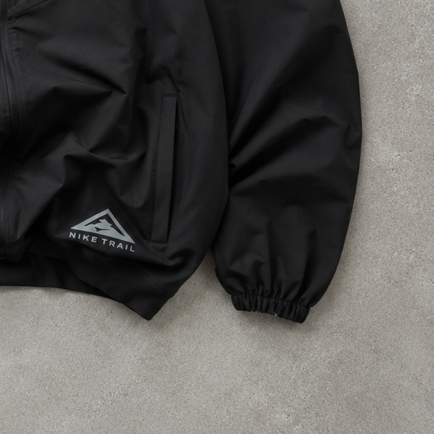 Nike Softshell Jacket Black Limited (Size M)