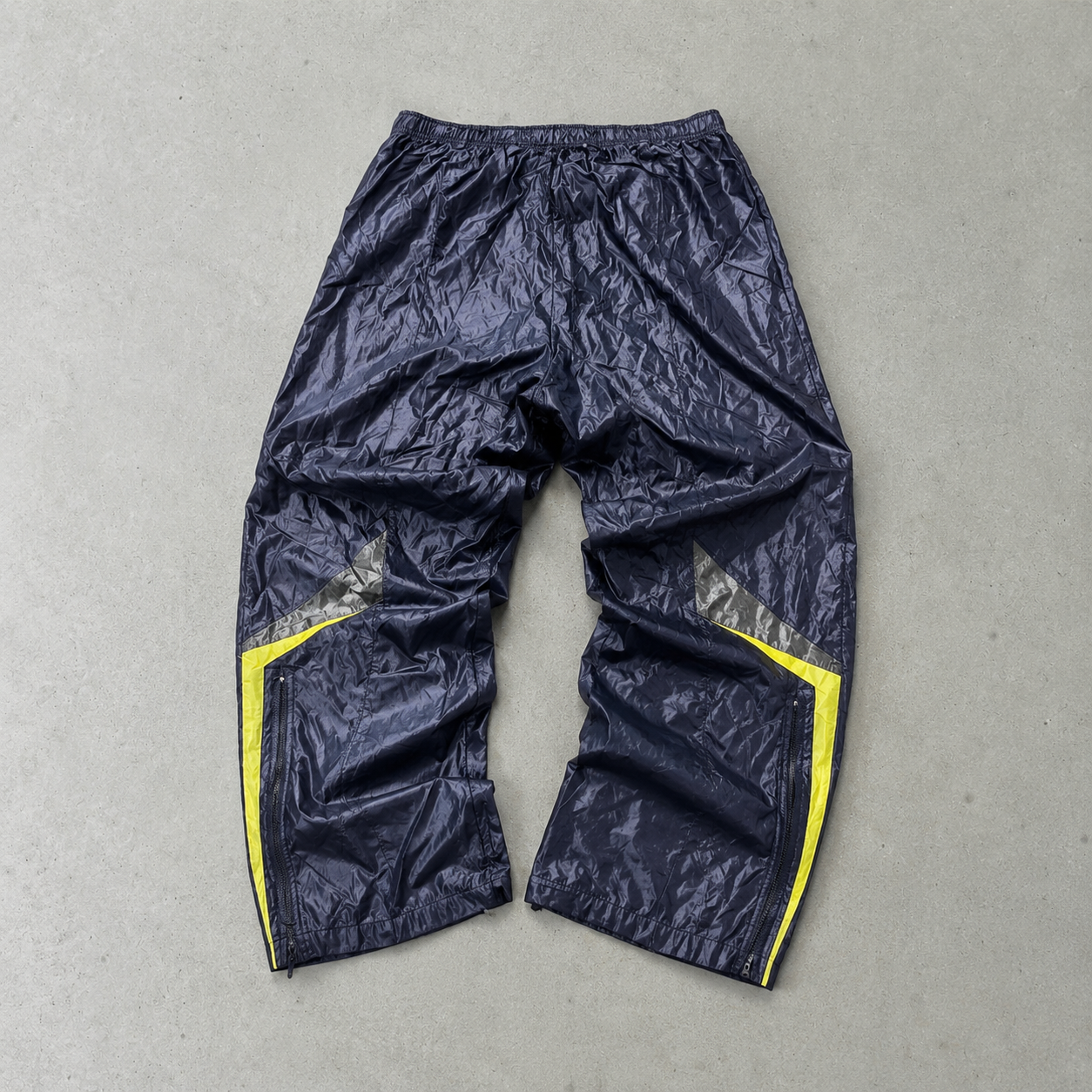 NIKE Pants Navy Rare (XL)
