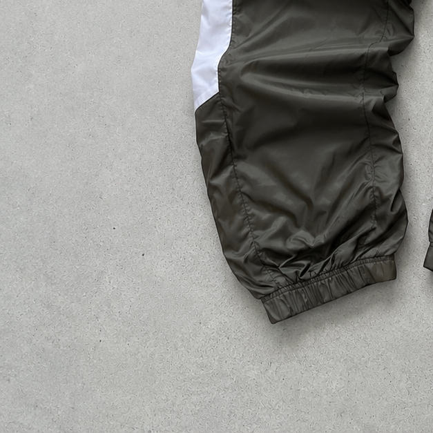 Y2K 2000 Nike Track Pants Black, Grey Rare (M)