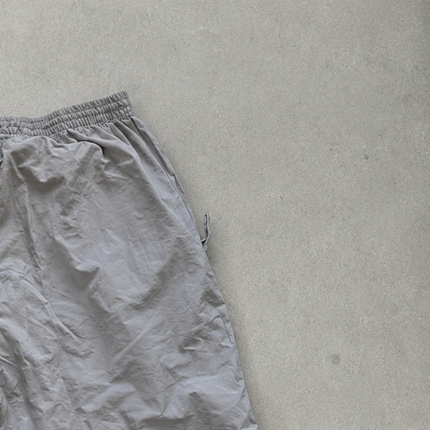 Nike Joggers Grau Limited (S)
