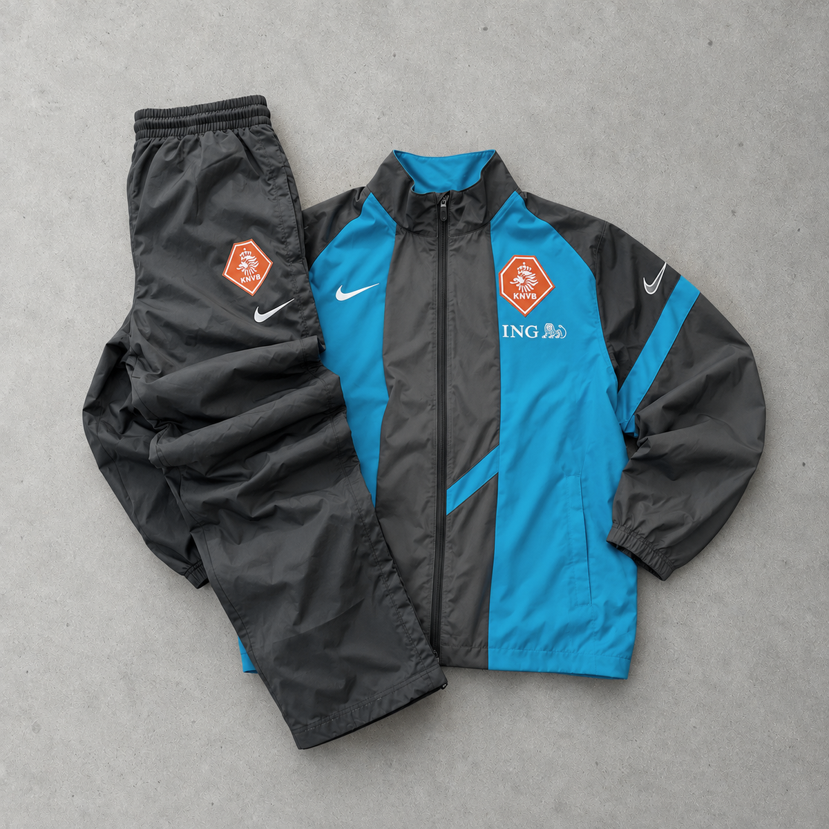 Netherlands Nike Tracksuit Blue Rare (M)