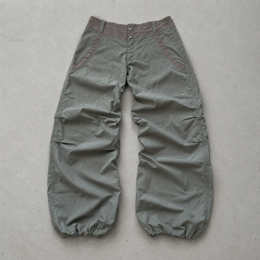 Nike Pants Brown, Khaki Limited (M)
