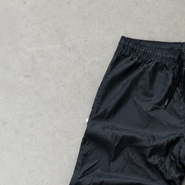 Nike Track Pants Schwarz Limited (S)