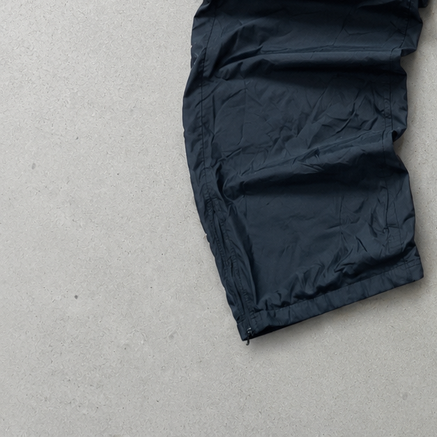 Nike Track Pants Schwarz Limited (S)