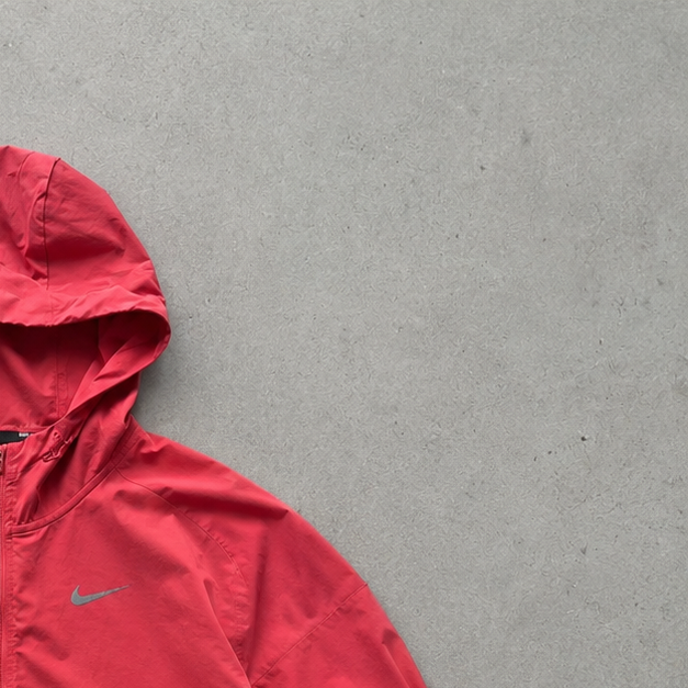 Nike Jacket Red, Korallenrot Limited (Size S)