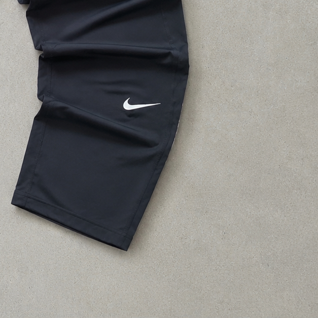 Nike Leggings Schwarz Rare (M)
