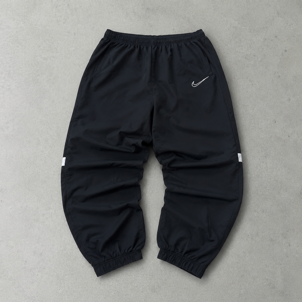 Nike Pants Schwarz Limited Stitched Logo (M)