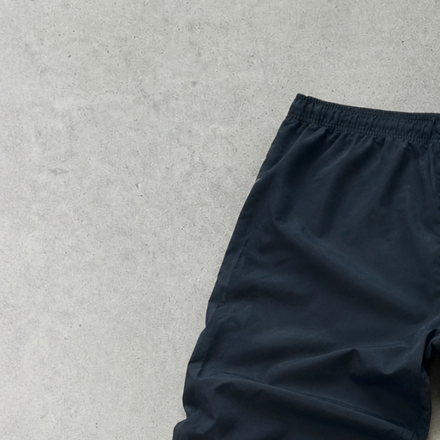 Nike Pants Schwarz Limited Stitched Logo (M)