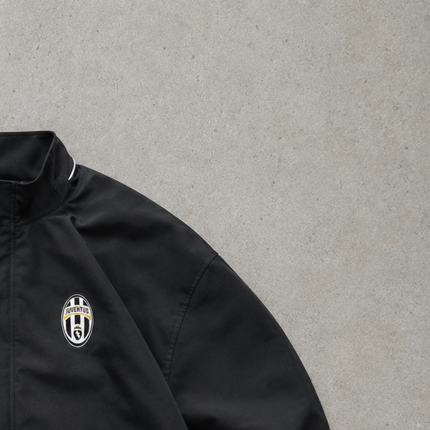 Juventus Y2K Vintage Nike Windbreaker Black, White Rare (M)