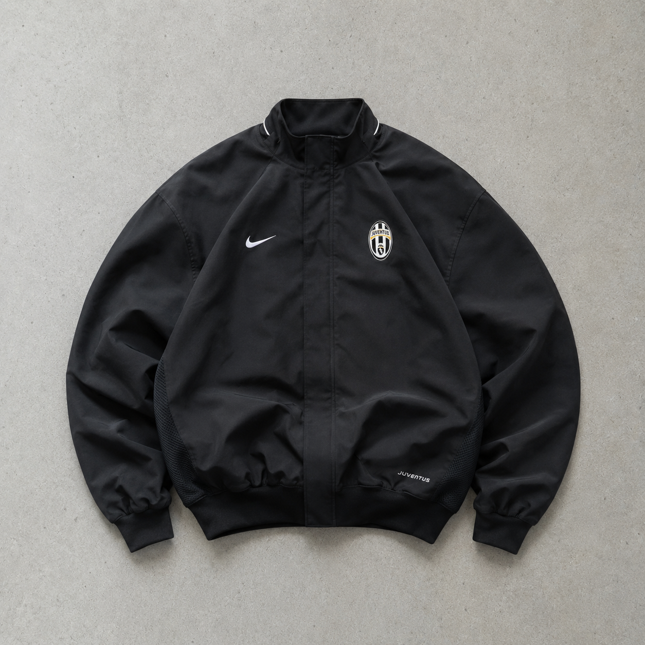 Juventus Y2K Vintage Nike Windbreaker Black, White Rare (M)