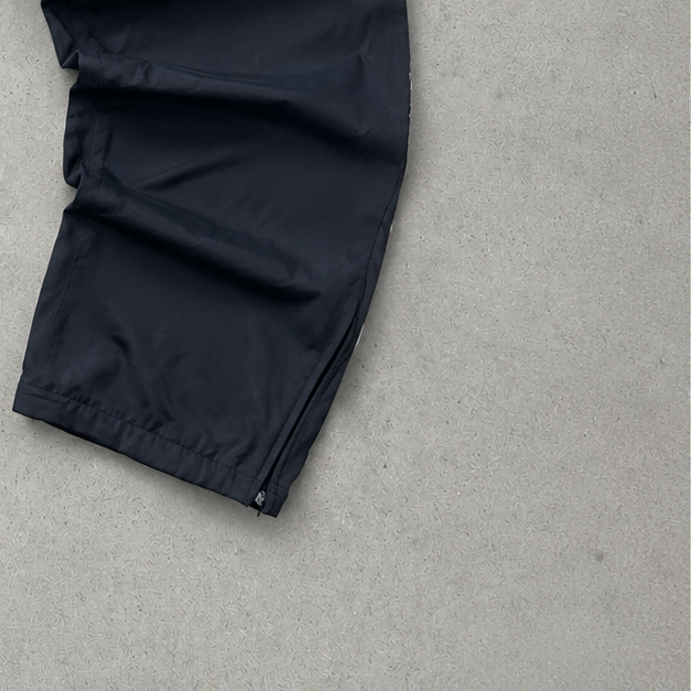 Nike Pants Schwarz Limited (M)